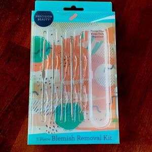 5 Piece Blemish Removal Kit with Case